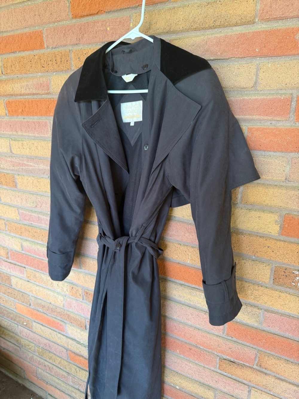 Black Trench Coat with Velvet Collar
